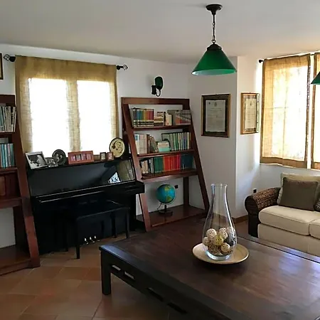 La Casa Di Sergio Bed & Breakfast 4*